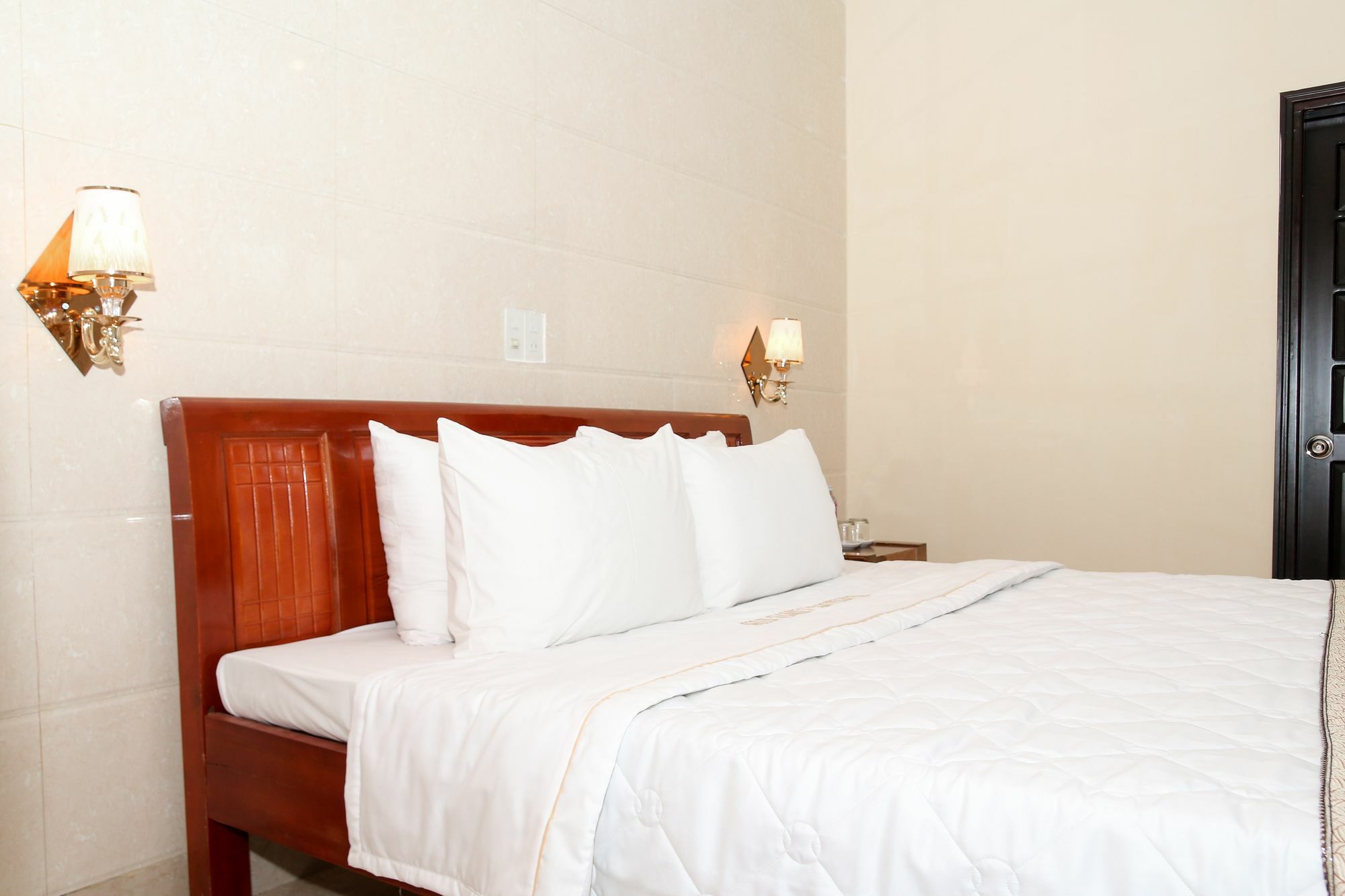 Hue Family Boutique Homestay Exterior photo